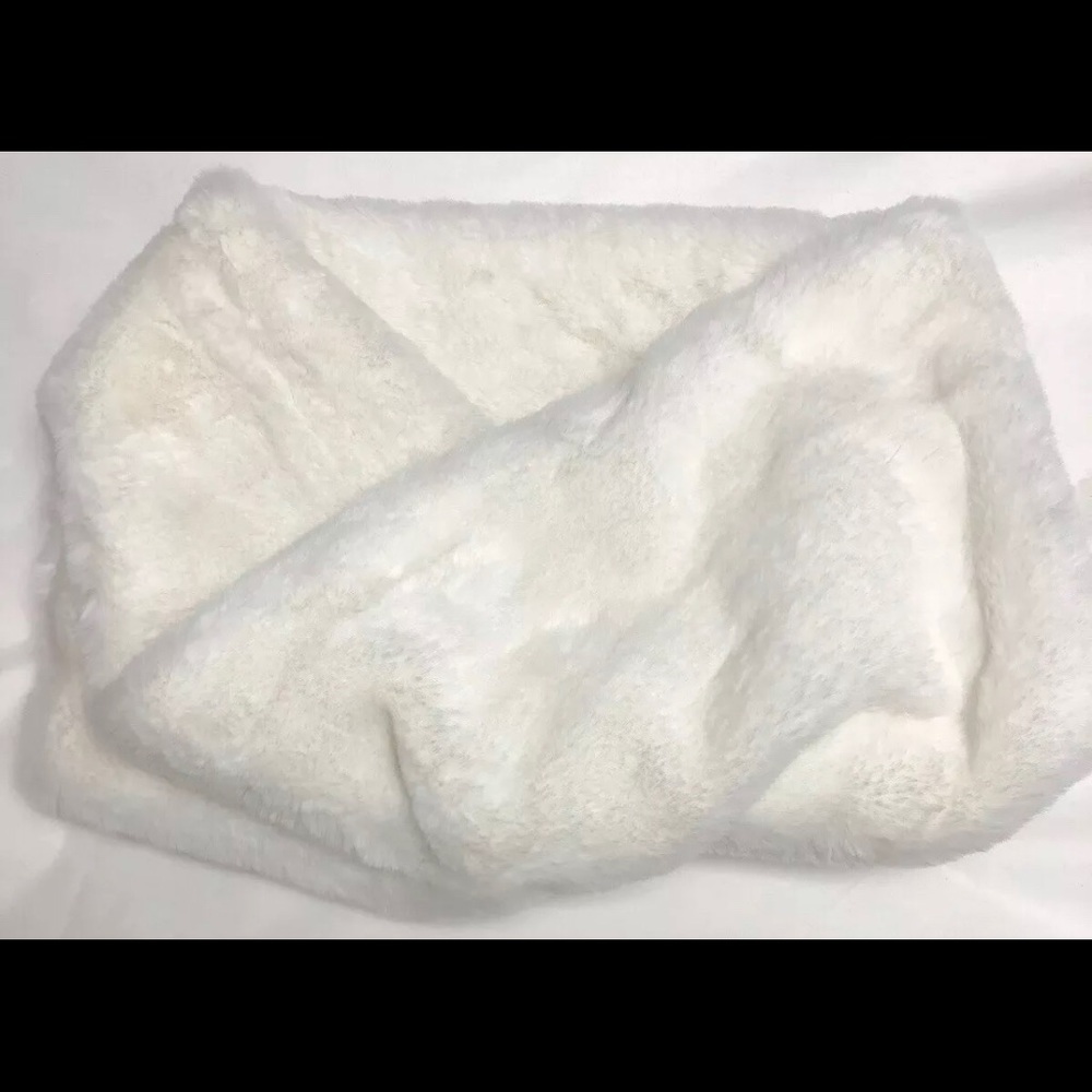 NWOT Ann Taylor Faux Fur Snood Gaiter Infinity Scarf 524648